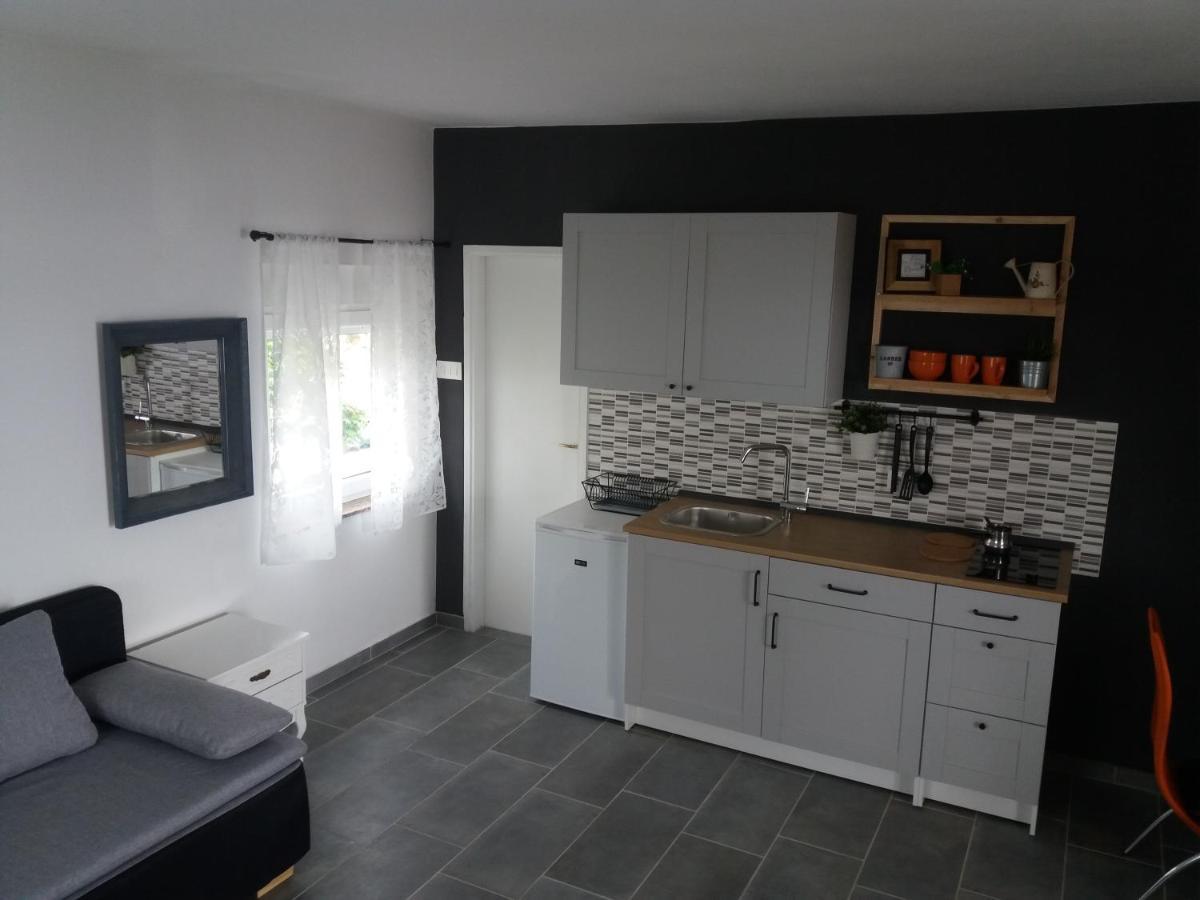 Апартаменти Nina Seaview Новий Винодольський Екстер'єр фото
